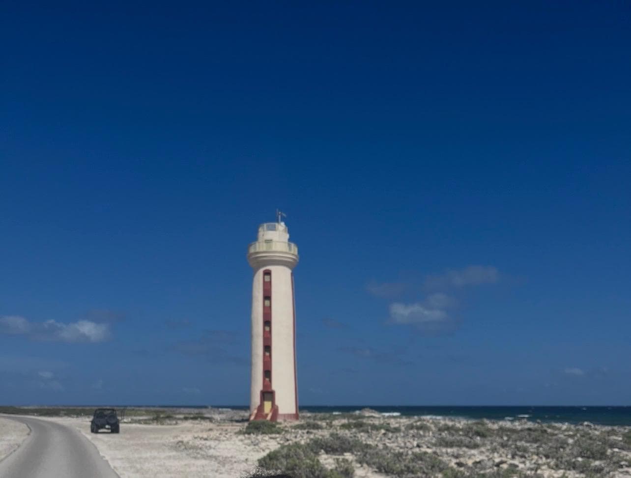 EL FARO WILLEMSTOREN